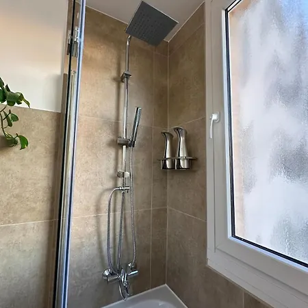Apartament Stylish Balcony 2 Br Kaiserslautern