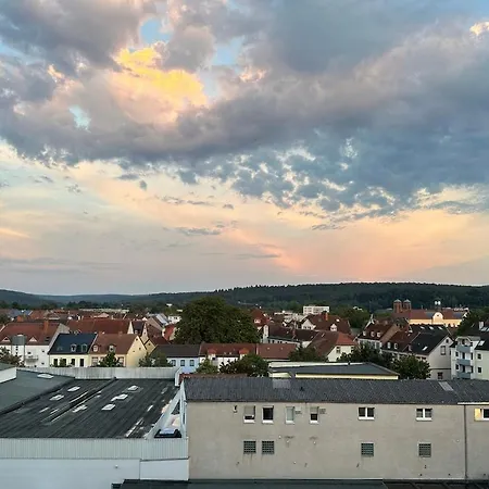 Stylish Balcony 2 Br Apartament