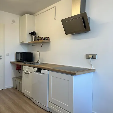 Apartament Stylish Balcony 2 Br *