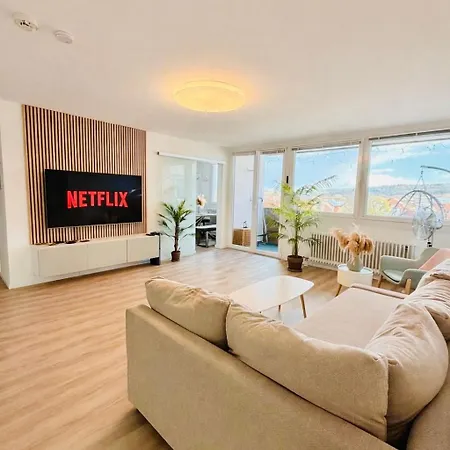 Stylish Balcony 2 Br *