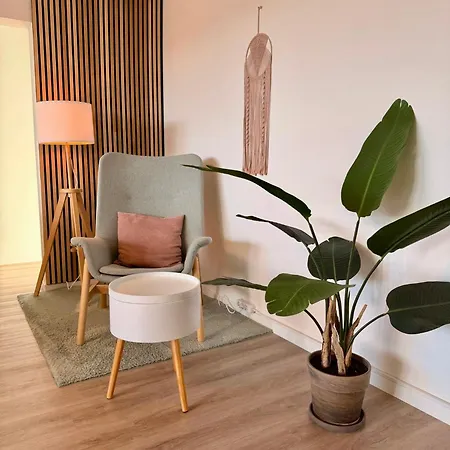 Stylish Balcony 2 Br Apartament *